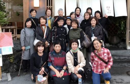 写真:保原町商工会女性部の集合写真